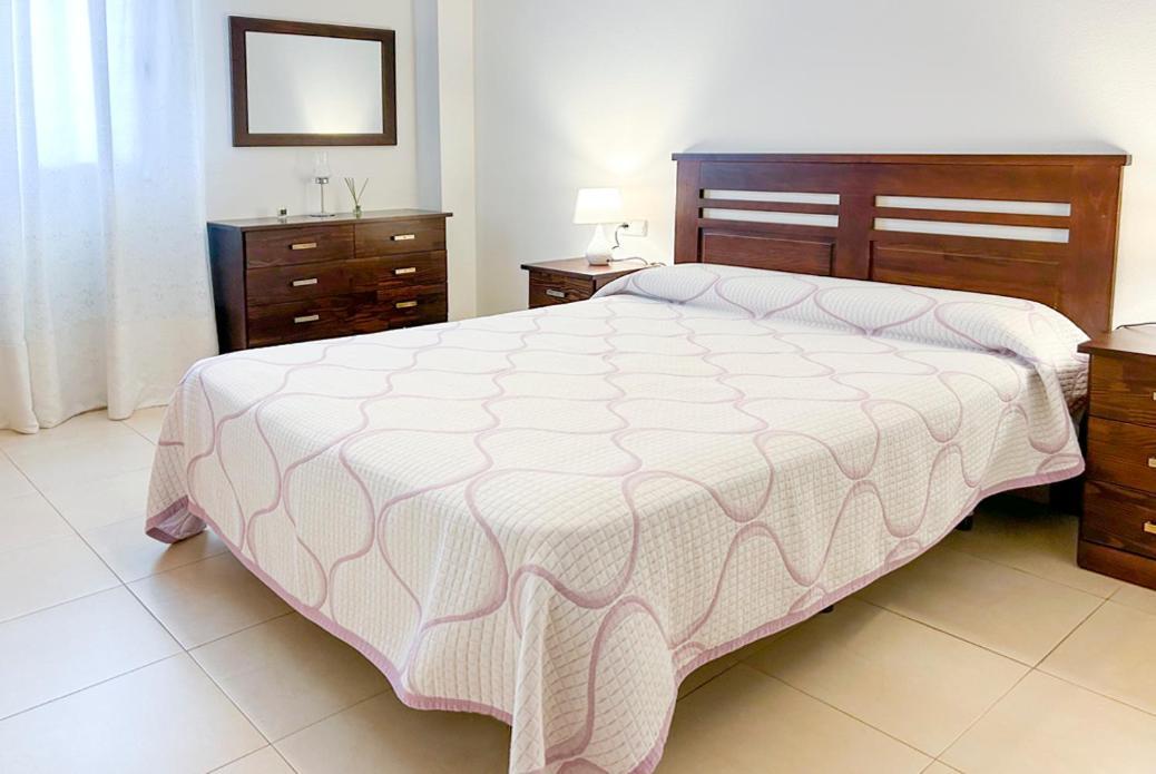 Piso Bajo 3 Habitaciones 2 Banos Y Gran Terraza Denia Dış mekan fotoğraf